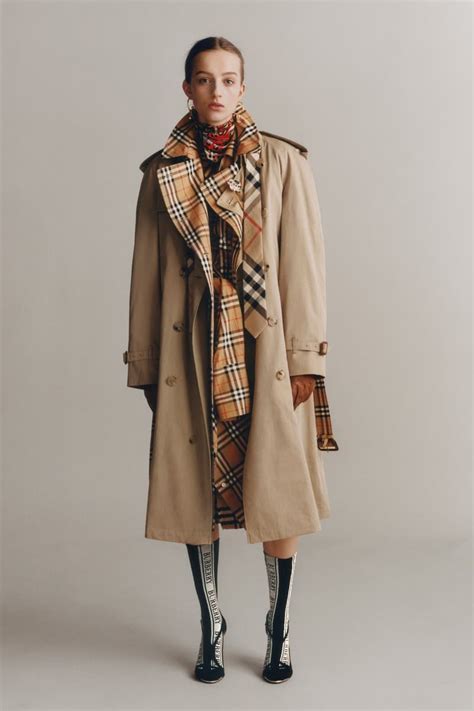 burberry heritage raincoat|Burberry raincoat women.